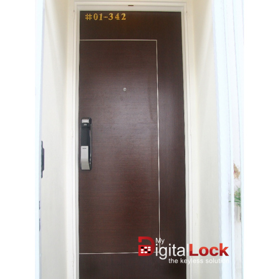 veneer-solid-hdb-main-door-single-leaf-37-feet-8_1223621588